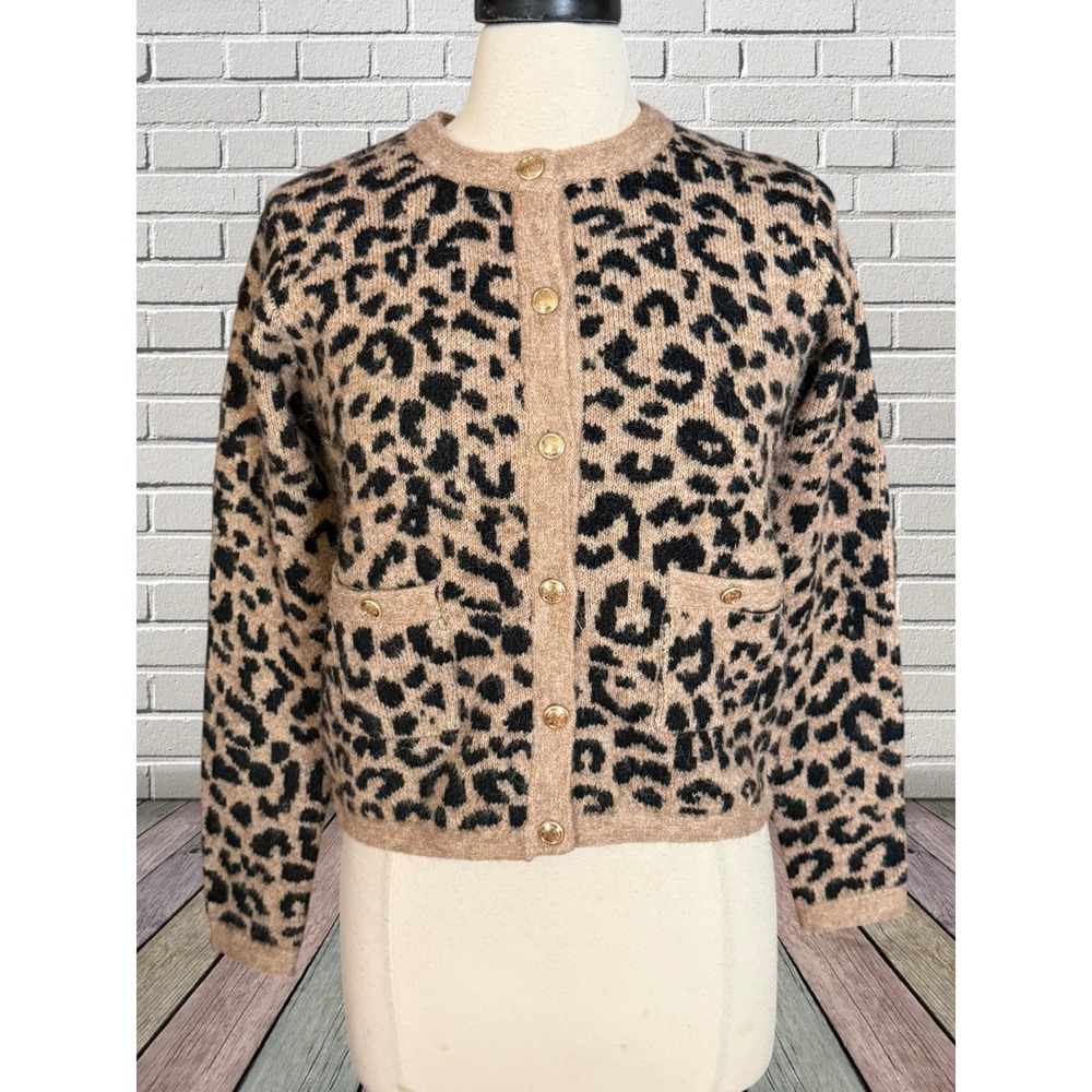 Aqua Brand Bloomingdales Exclusive Leopard Button Front XS 38B Cardigan Sweater